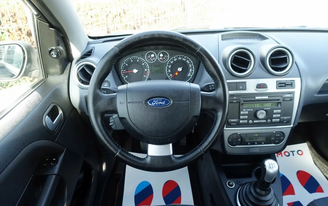 Ford Fiesta cena 9500 przebieg: 178000, rok produkcji 2006 z Szczytno małe 326